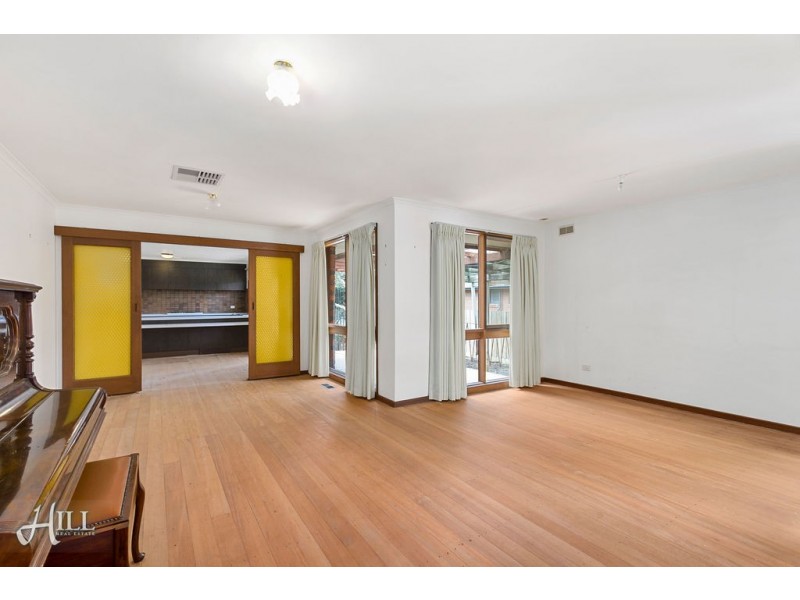 55 Galahad Crescent, Glen Waverley VIC 3150