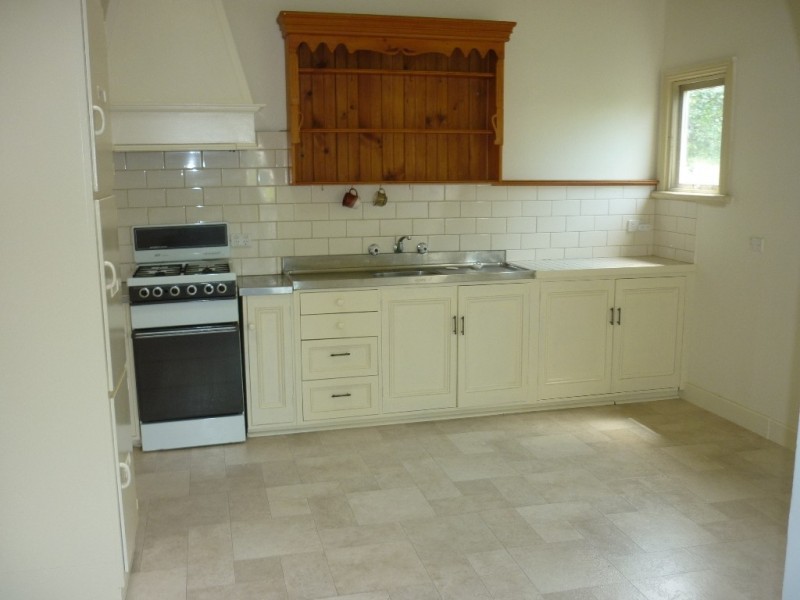 38 Alma Avenue, Ferntree Gully VIC 3156