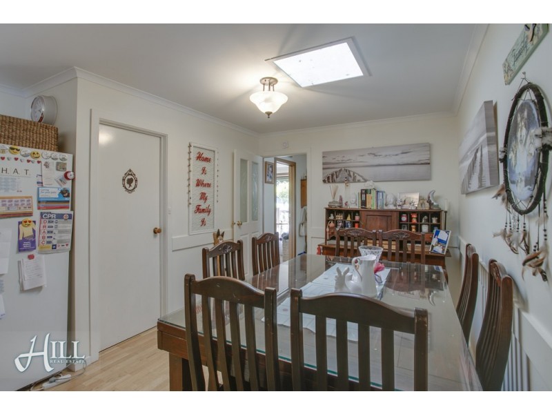 16 Cornelius Drive, Wantirna South VIC 3152