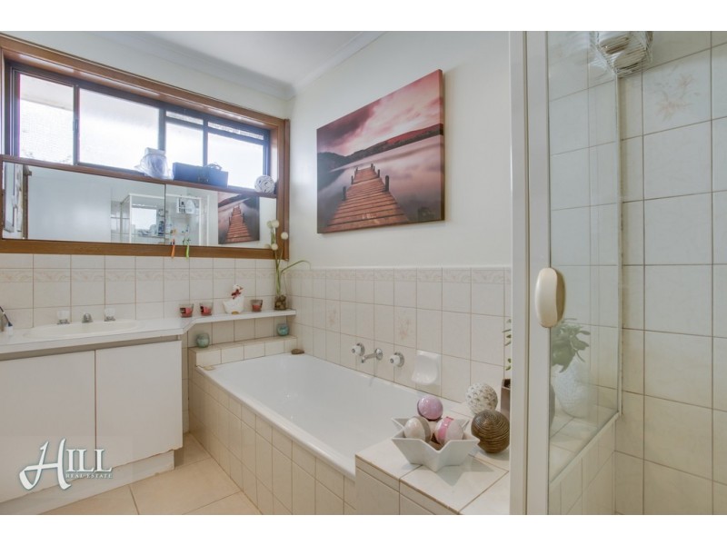 16 Cornelius Drive, Wantirna South VIC 3152