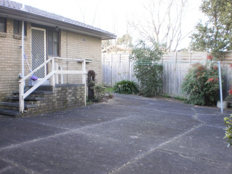 2/3 Coromandel Crescent South, Knoxfield VIC 3180