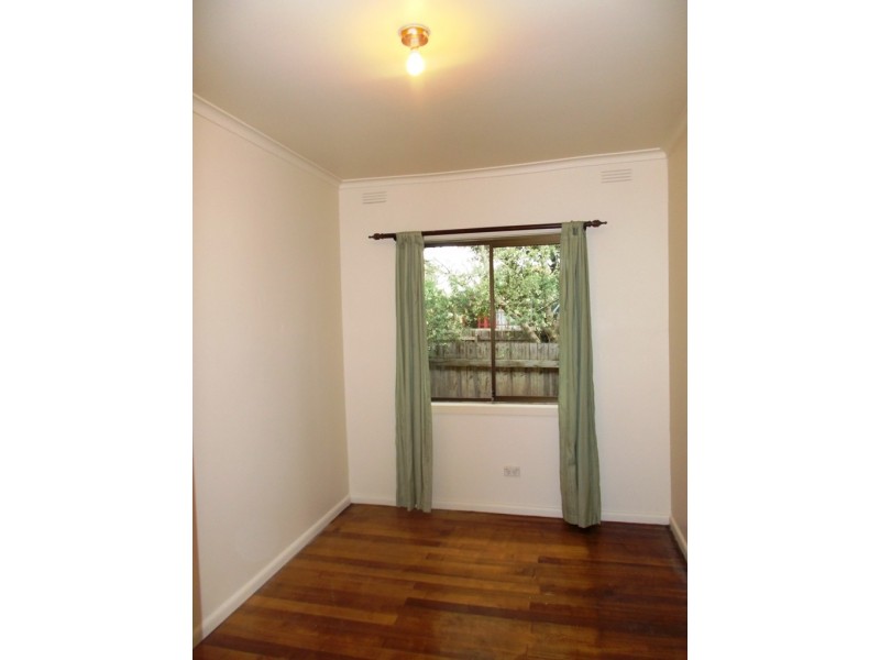 1/65 David Street North, Knoxfield VIC 3180