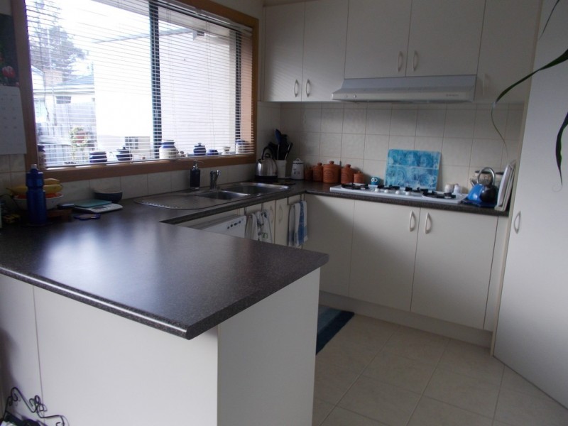 2/65 David Street, Knoxfield VIC 3180