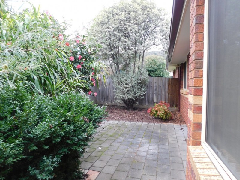 2/26 Dorothy Grove, Ferntree Gully VIC 3156