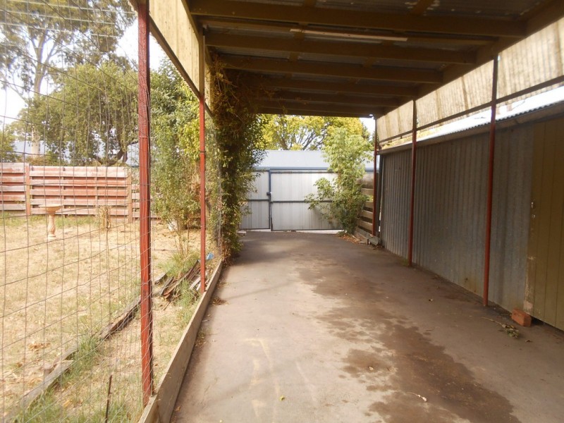 112 Glenfern Road, Ferntree Gully VIC 3156