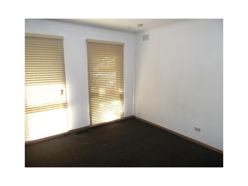 10 Linsley Way, Wantirna VIC 3152