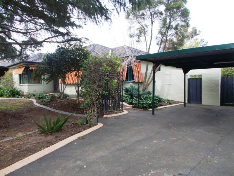 34 Lloyd Street, Knoxfield VIC 3180
