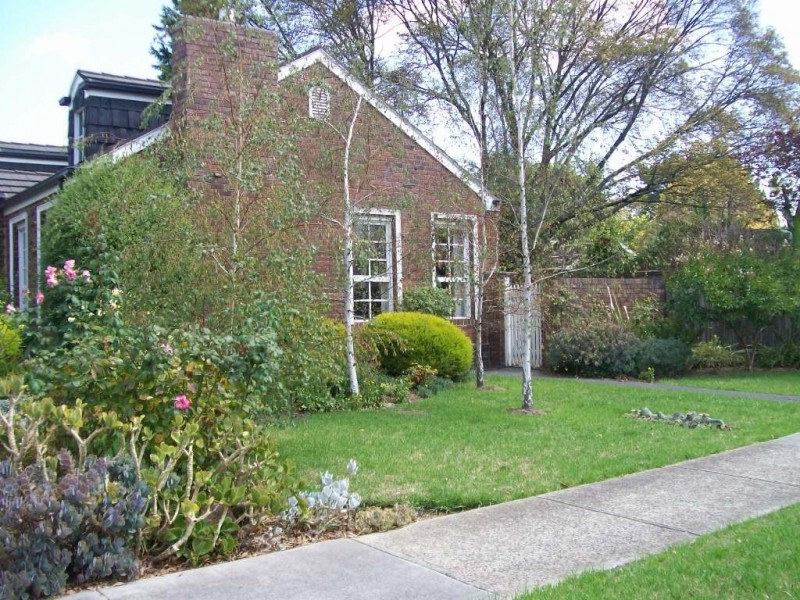 8/2 Newman Road, Wantirna VIC 3152