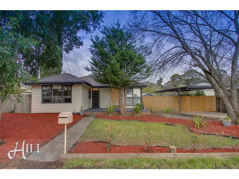 11 Parkview Drive, Ferntree Gully VIC 3156