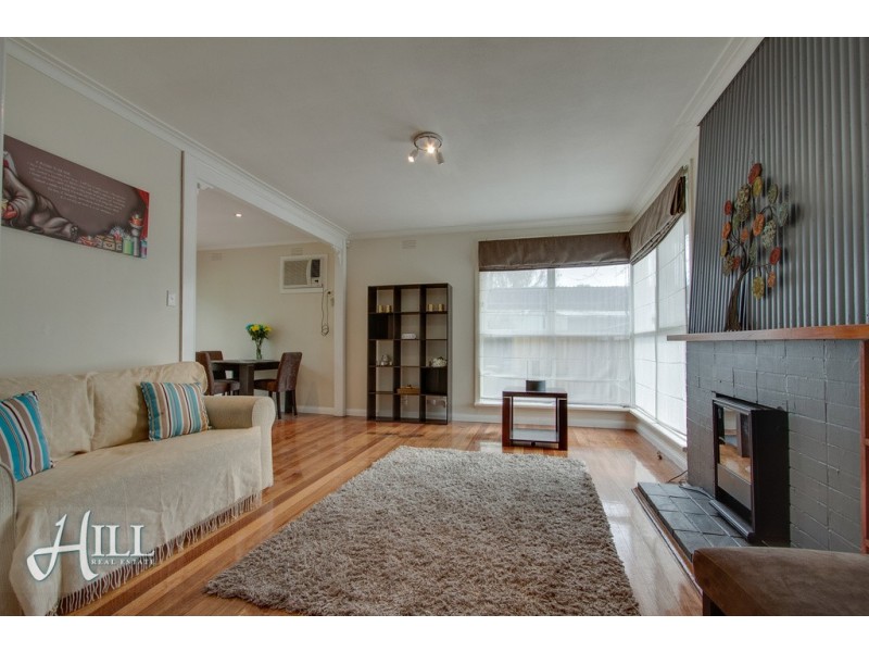 11 Parkview Drive, Ferntree Gully VIC 3156