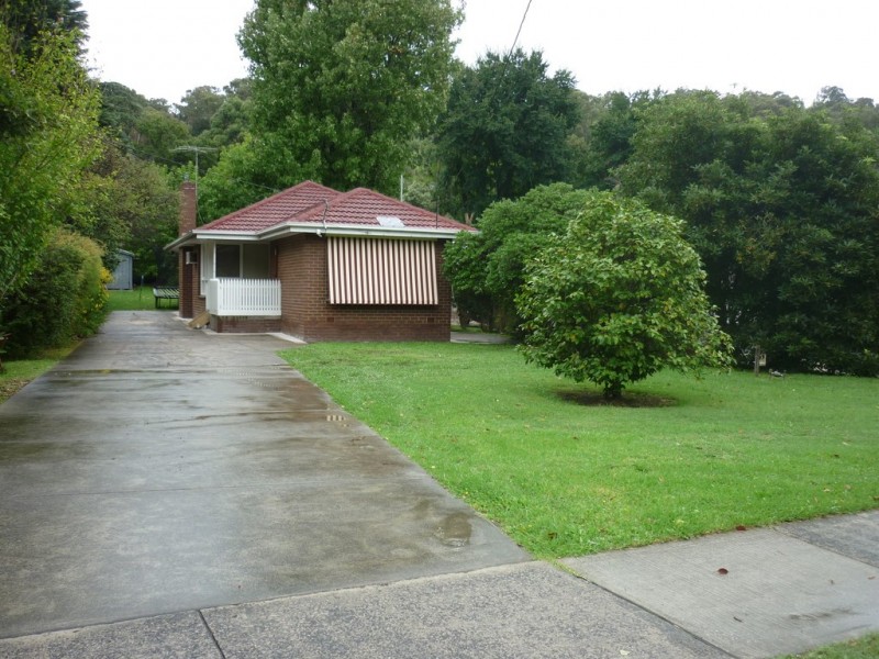37 Rollings Road, Upper Ferntree Gully VIC 3156