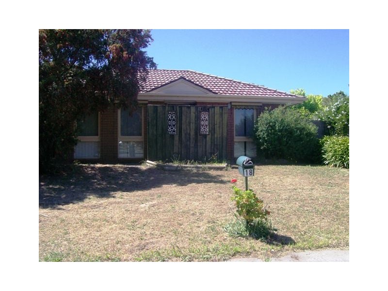 18 Tasman Close, Wantirna South VIC 3152