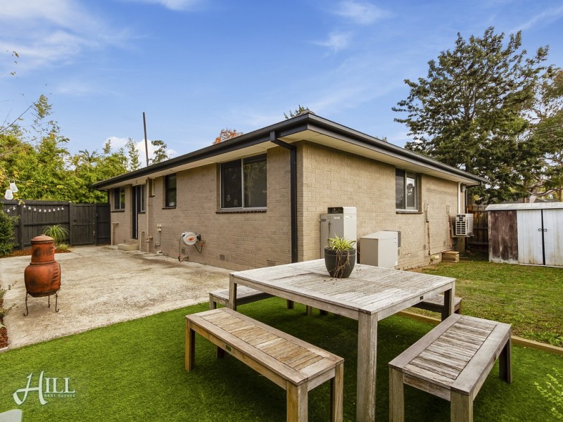 1/27 Renwick Road, Ferntree Gully VIC 3156