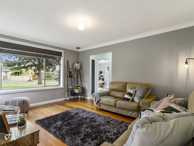 1/27 Renwick Road, Ferntree Gully VIC 3156