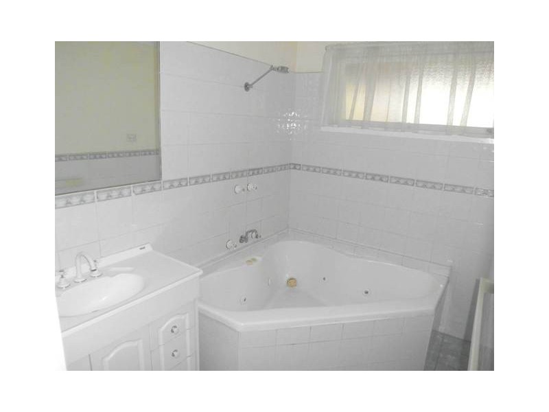 1 Gertonia Avenue, Boronia VIC 3155