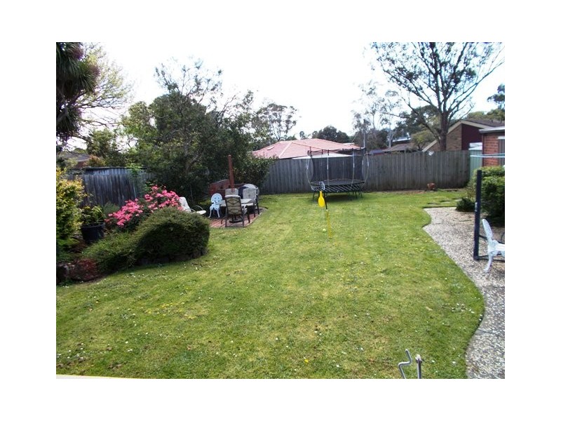 4 Flower Street, Ferntree Gully VIC 3156