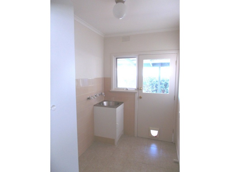 23 Pentlowe Road, Wantirna South VIC 3152