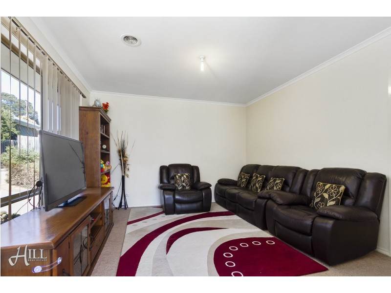 2/35 Linda Crescent, Ferntree Gully VIC 3156