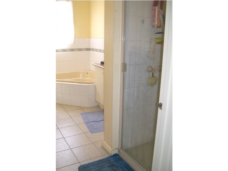 4/296 Somerville Road, Kingsville VIC 3012