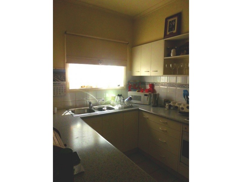 4/296 Somerville Road, Kingsville VIC 3012