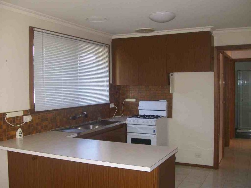 1/24 Cullis Parade, Bayswater VIC 3153