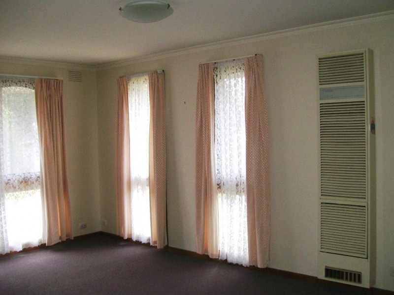 1/24 Cullis Parade, Bayswater VIC 3153