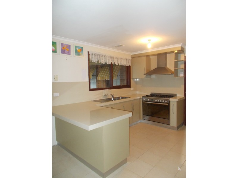 30 Parkview Drive, Ferntree Gully VIC 3156