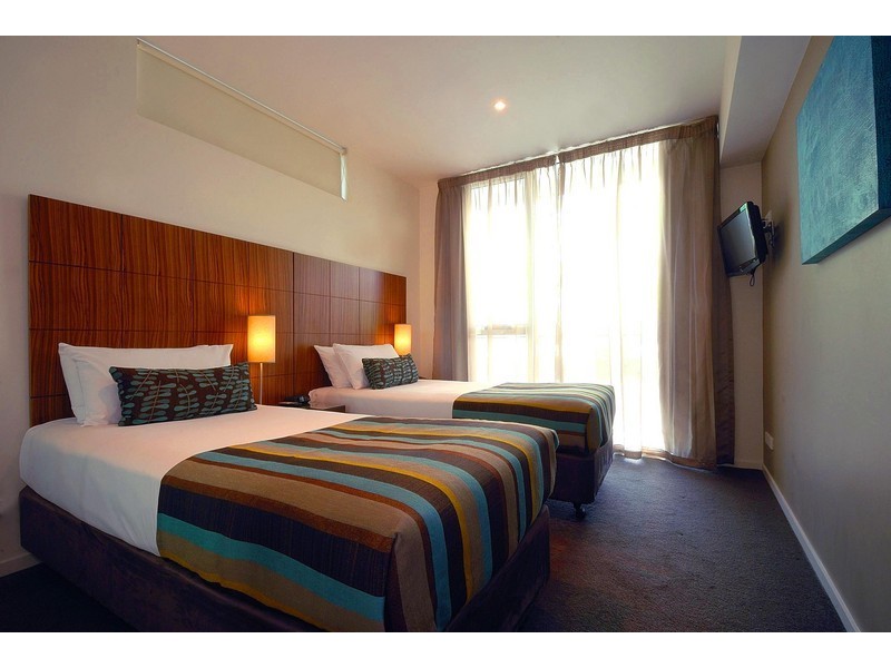 216/ 400-408 Burwood Highway, Wantirna VIC 3152