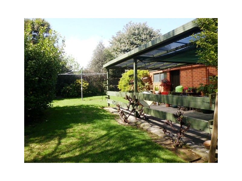 13 Stamford Crescent, Rowville VIC 3178