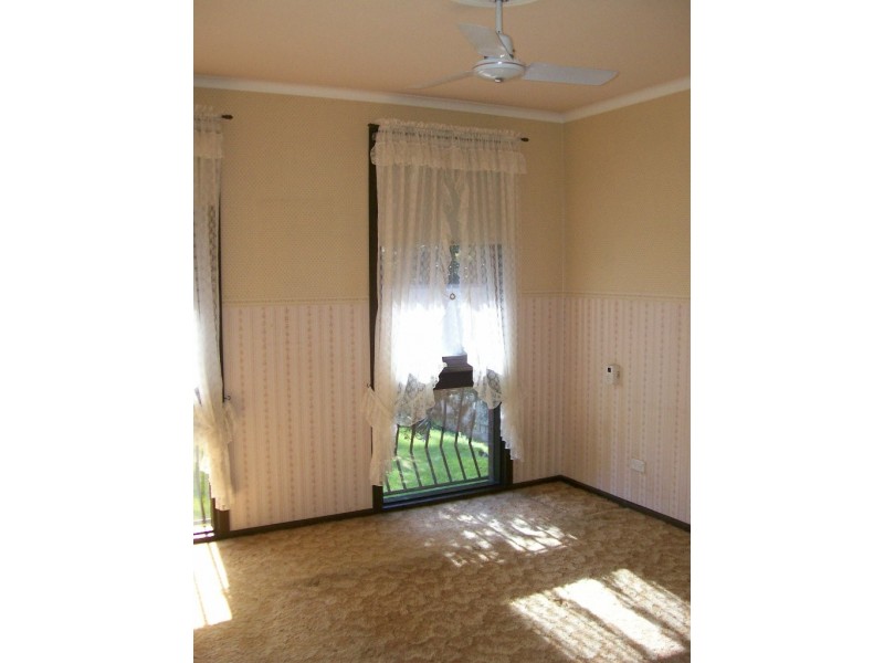 13 Stamford Crescent, Rowville VIC 3178