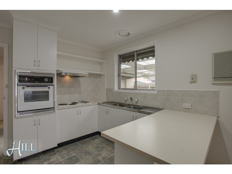 1/50 Renwick Road, Ferntree Gully VIC 3156