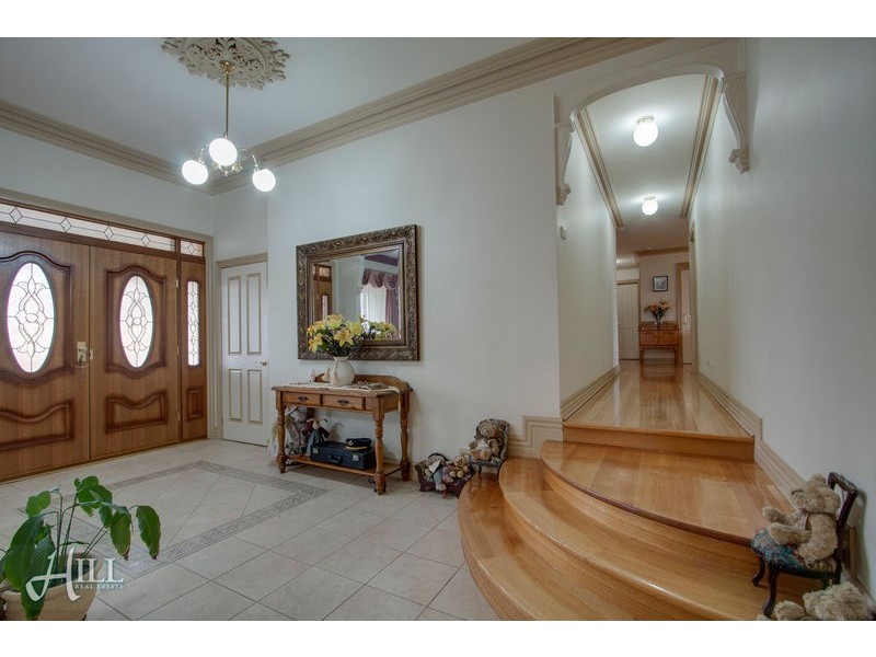 1 Allamanda Boulevard, Lysterfield VIC 3156