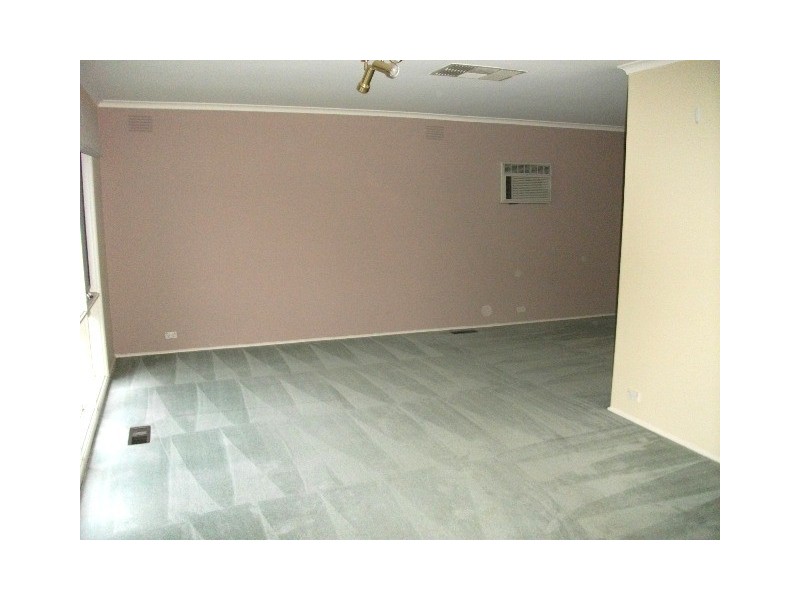 6 Georgian Gardens, Wantirna VIC 3152