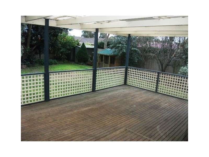 6 Georgian Gardens, Wantirna VIC 3152