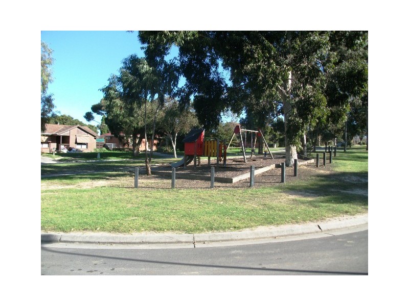 6 Georgian Gardens, Wantirna VIC 3152