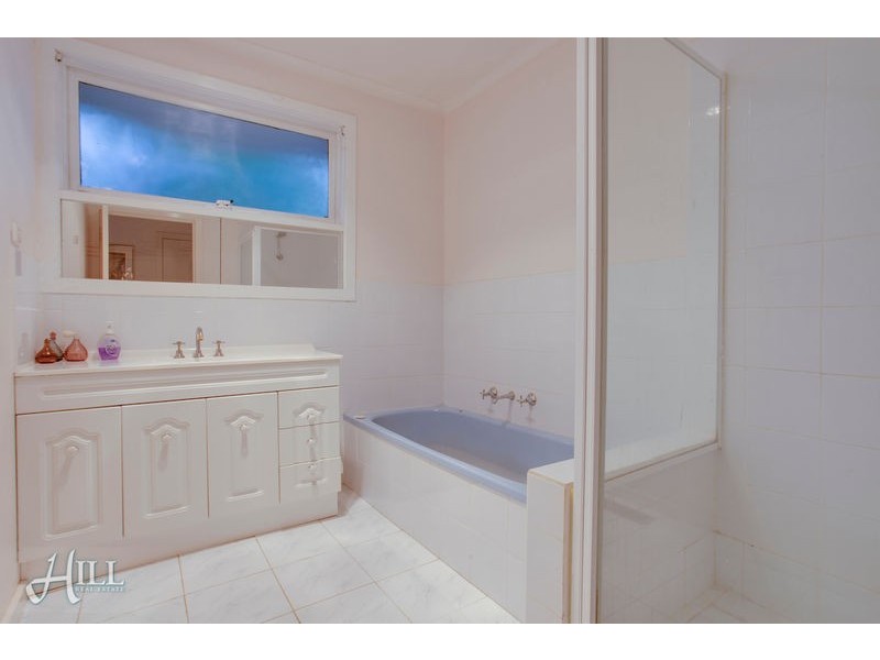 5 Coringa Court, Knoxfield VIC 3180