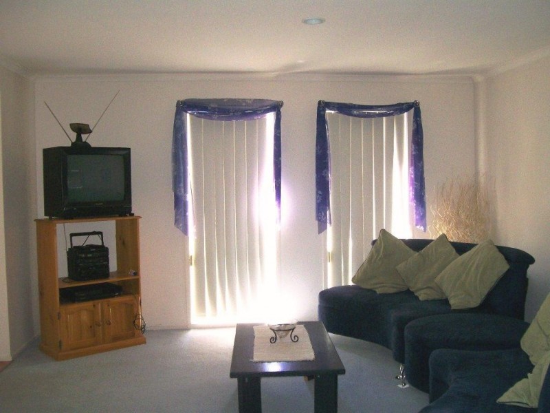 3/15 Loch Street, Ferntree Gully VIC 3156