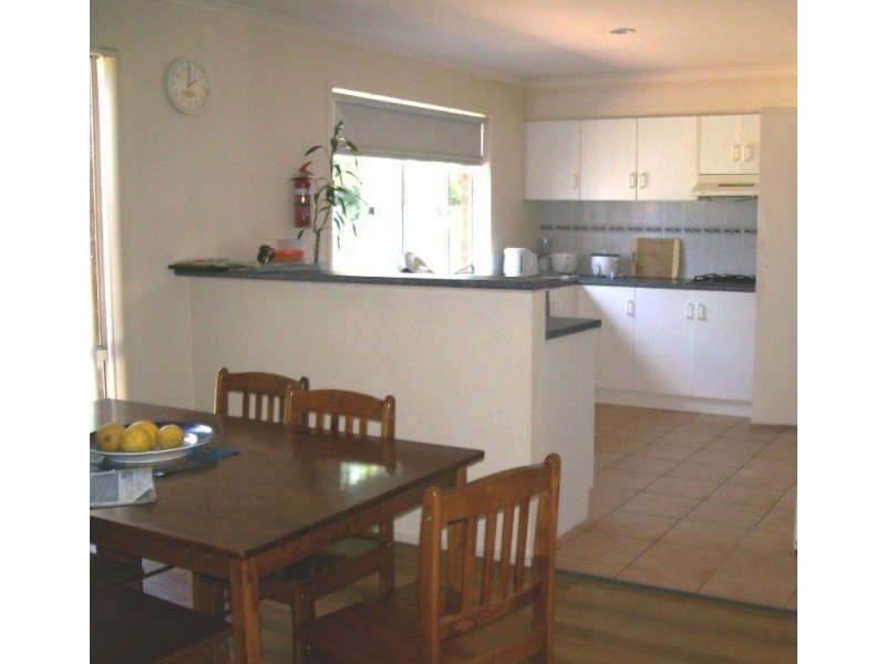 3/15 Loch Street, Ferntree Gully VIC 3156