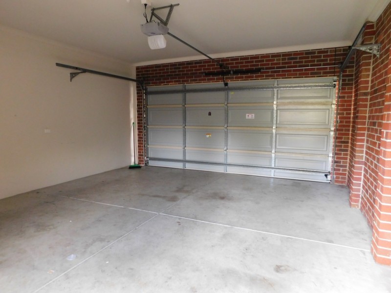 2 Loch Street, Ferntree Gully VIC 3156