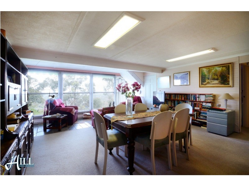 60 Kia Ora Parade, Ferntree Gully VIC 3156