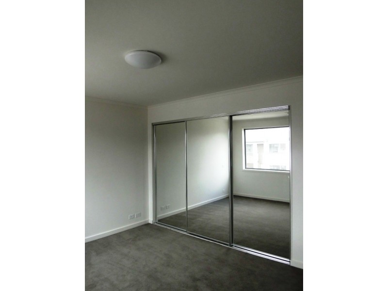 30 Bloom Avenue, Wantirna South VIC 3152