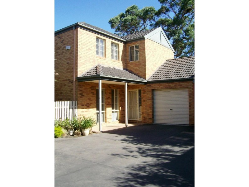 2/20 Kensington Place, Wantirna South VIC 3152