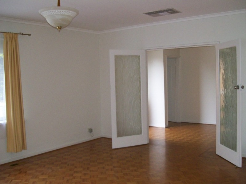 106 Anne Road, Knoxfield VIC 3180