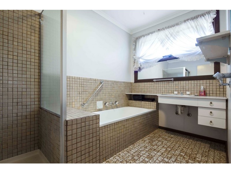 69 Talbot Road, Mount Waverley VIC 3149