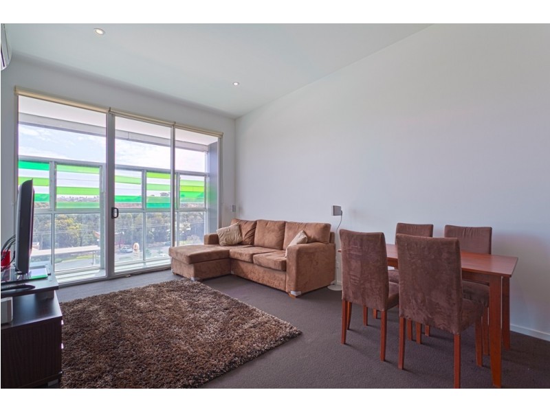 310/337 Stud Road, Wantirna South VIC 3152