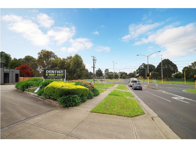 2 Renou Road, Wantirna South VIC 3152
