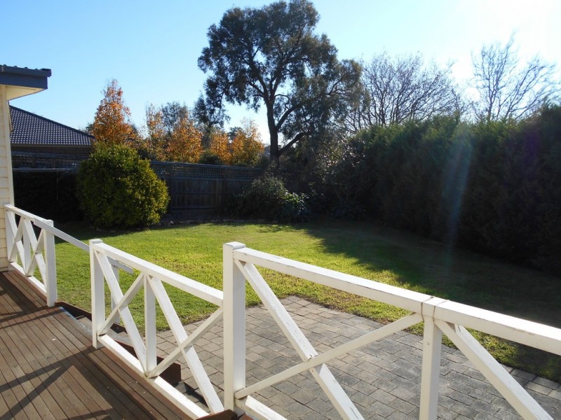 2 Chaleyer Street, Glen Iris VIC 3146