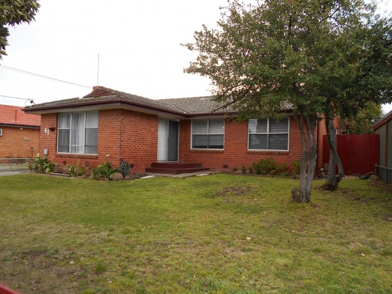 41 Booth Crescent, Dandenong North VIC 3175