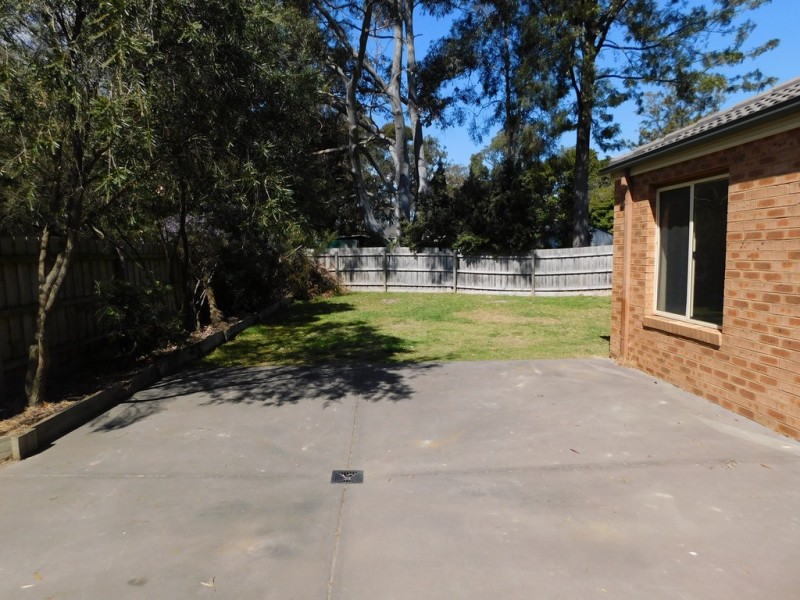 2/16 Bellbird Drive, Bayswater North VIC 3153