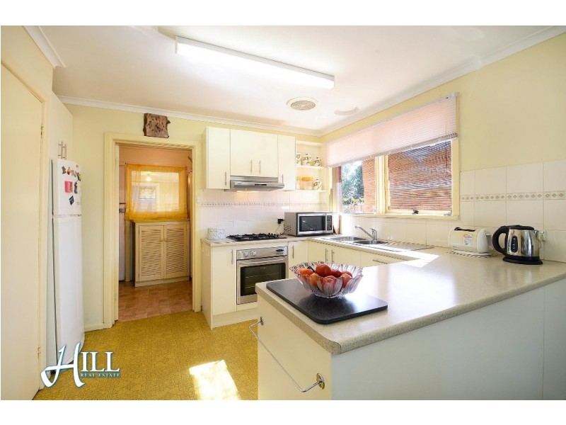 14 Glenfern Road, Ferntree Gully VIC 3156